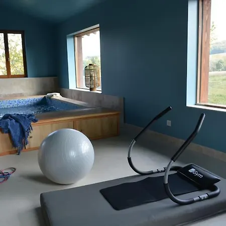 Bastide Des Tourelles Pour 20 Pers. Piscine & بيت للعطل *